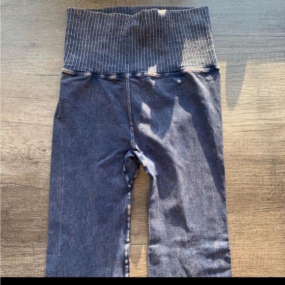 Free people High-Rise 7/8 Length Good Karma Leggings - Picture 3 of 5